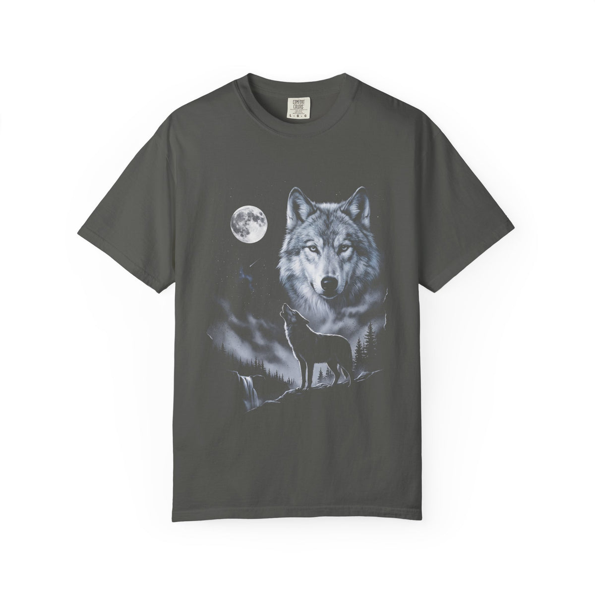 Airbrushed wolf howling at a full moon in cold silver, ash-grey and ice-blue tones on black, 90s nature-tee style.