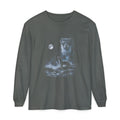 Airbrushed weasel howling at the moon in cold moonlight tones on black, 1990s nature-tee style.