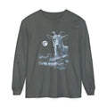 Airbrushed goat howling at a cold moonlit sky, ash grey and ice blue on black, 1990s nature-tee style.
