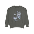 Airbrushed fox howling at the moon in cold white, silver, and ice-blue tones on black, 1990s nature-tee style.